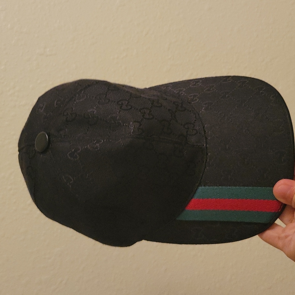 GG baseball hat